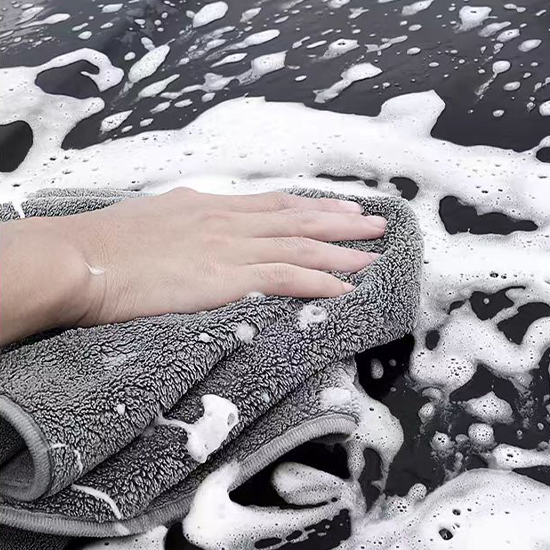 MICROFIBER TOWEL